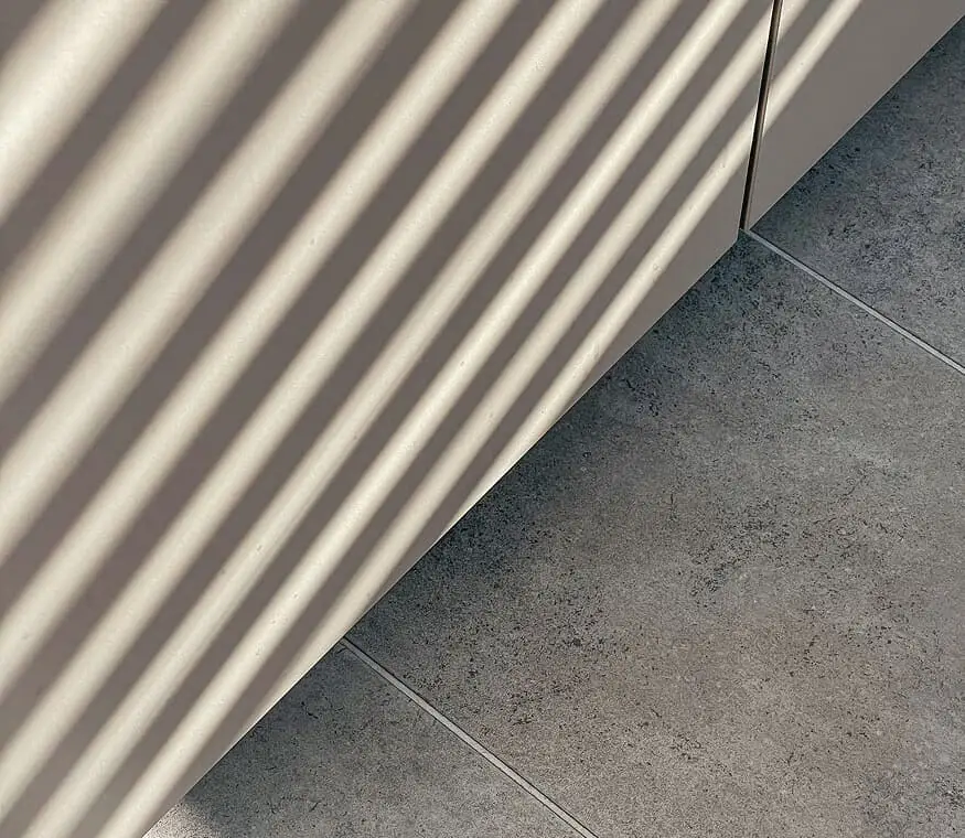 custom-img-240 - Awesim